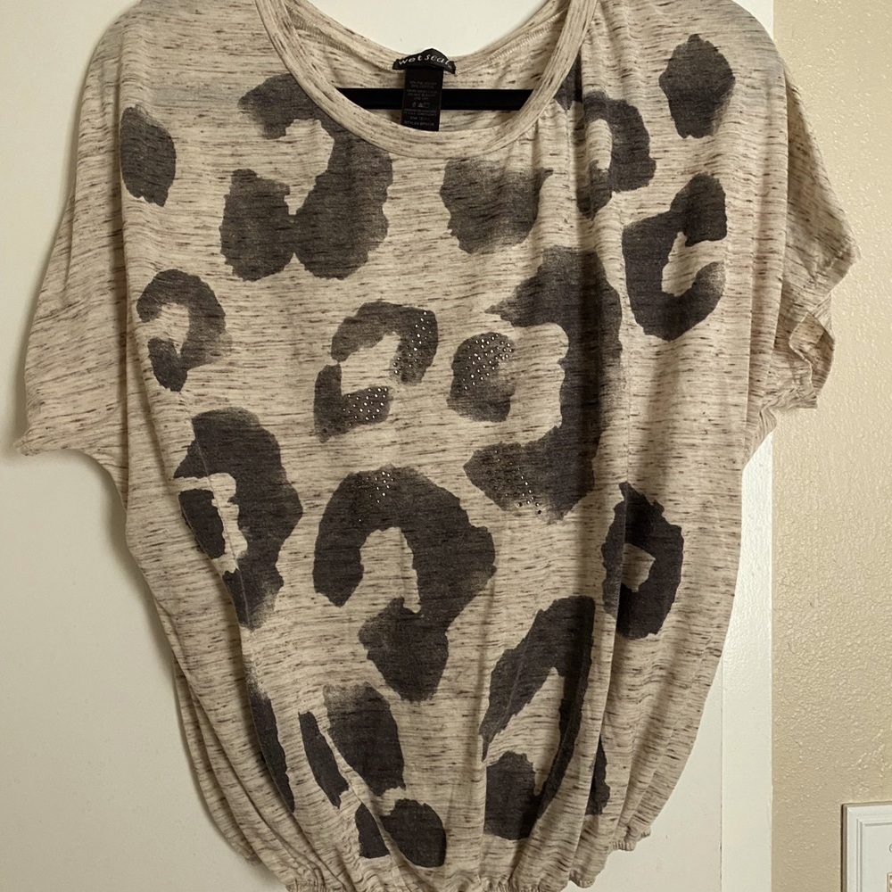Animal print shirt🐆